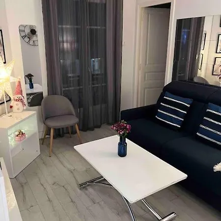 T2 Cosy Et Lumineux Au Coeur De Paris12 Lägenhet Paris