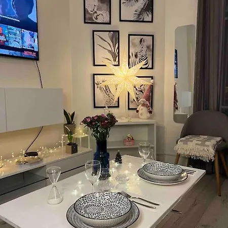 T2 Cosy Et Lumineux Au Coeur De Paris12 Apartment *